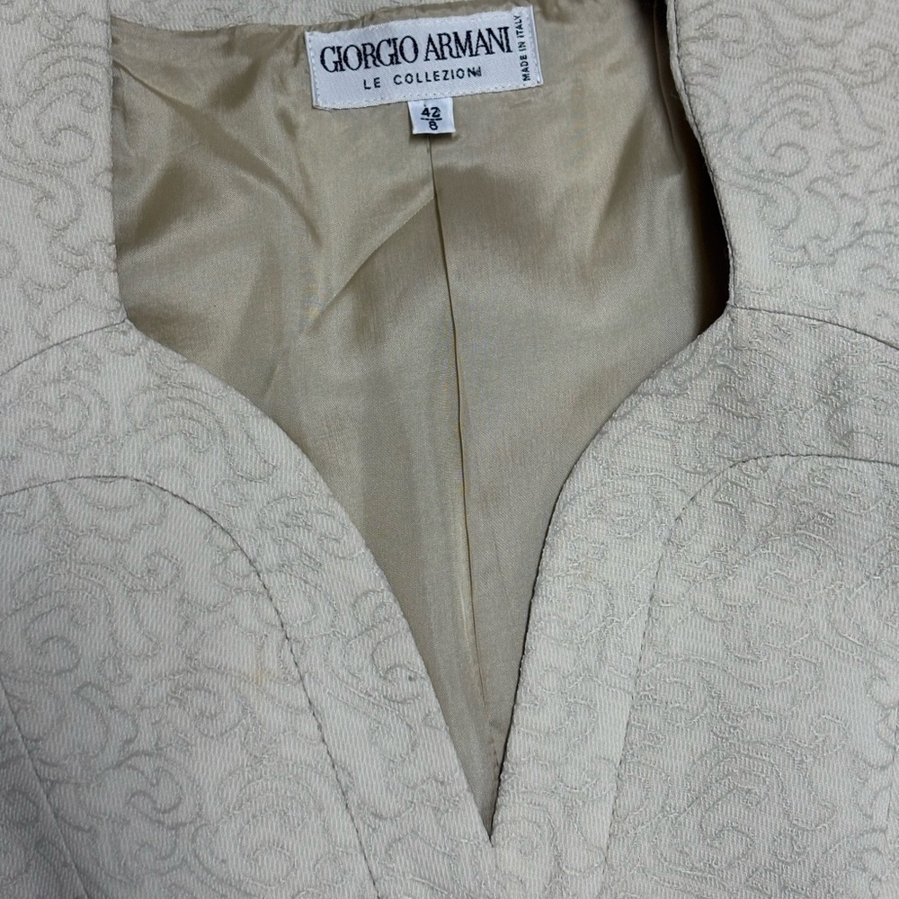 Armani 8